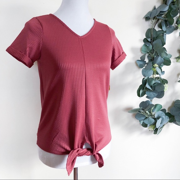Green Envelope Tops - green envelope | red tie front short sleeve